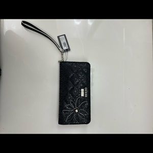 GUESS wristlet NWT
